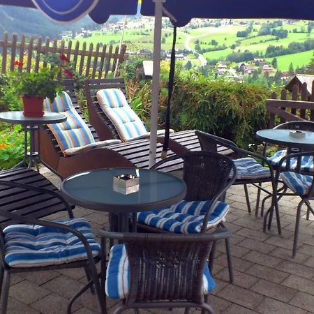 Gruppen Und Familienhof Falkenstein 2*