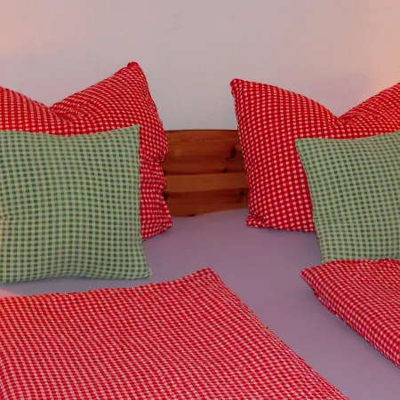 Gruppen Und Familienhof Falkenstein Hotel